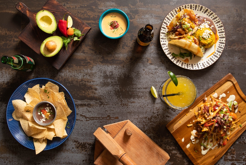 Century_Square's tweet photo. What we've all been waiting for... 

Juanita's Tex Mex Cantina will be opening Cinco de Mayo! 

Head to @juanitastexmexcantina to celebrate the Battle of Puebla with drink specials, live music, and— por supuesto— the best Tex-Mex in town. https://t.co/DgXdZNZLZN