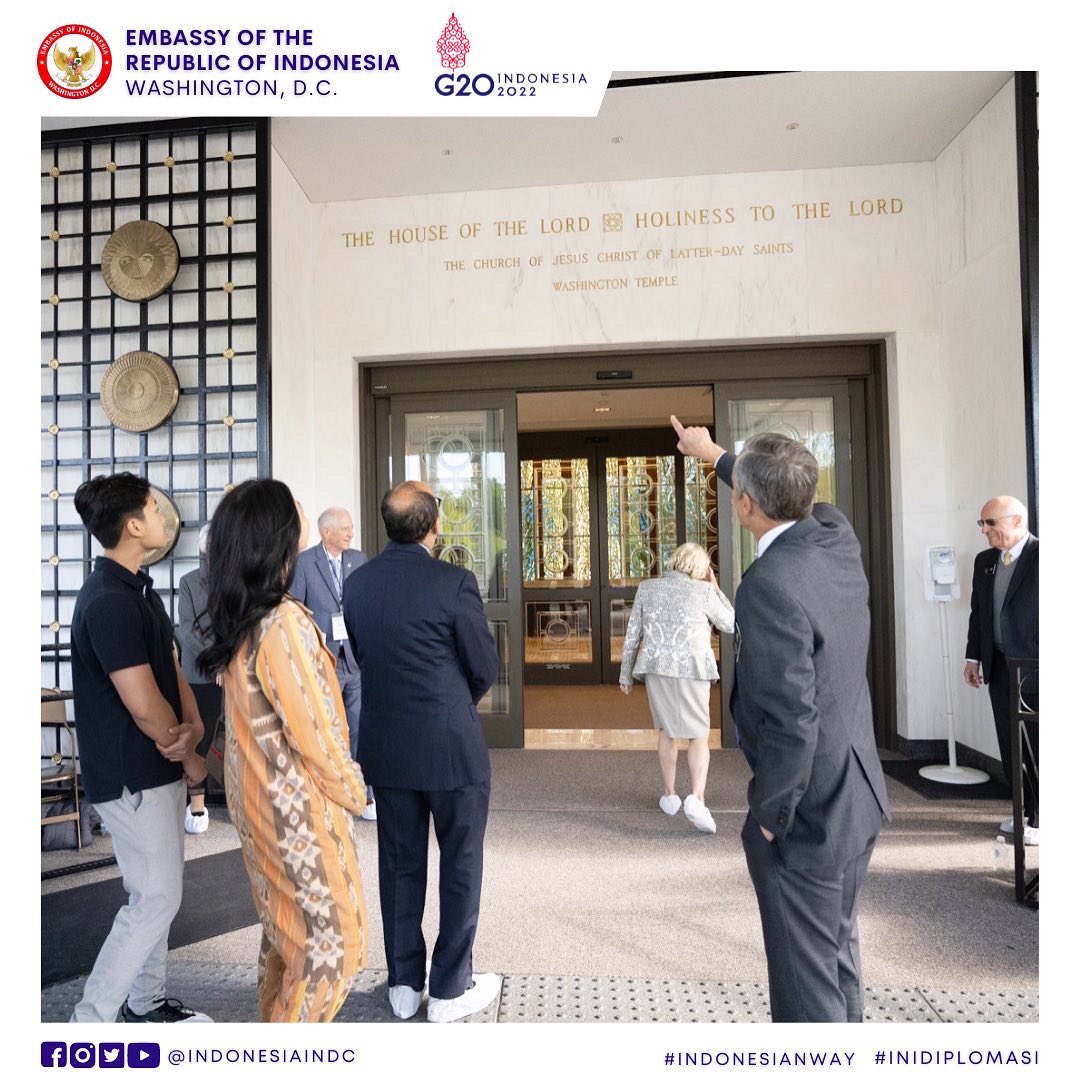On Wednesday (4/27), Amb. <a href="/rosanroeslani/">Rosan P Roeslani</a> visited the Washington D.C. LDS Temple that was finally opened for public for the second time since 1974, after a major renovation took place in 2018-2020.