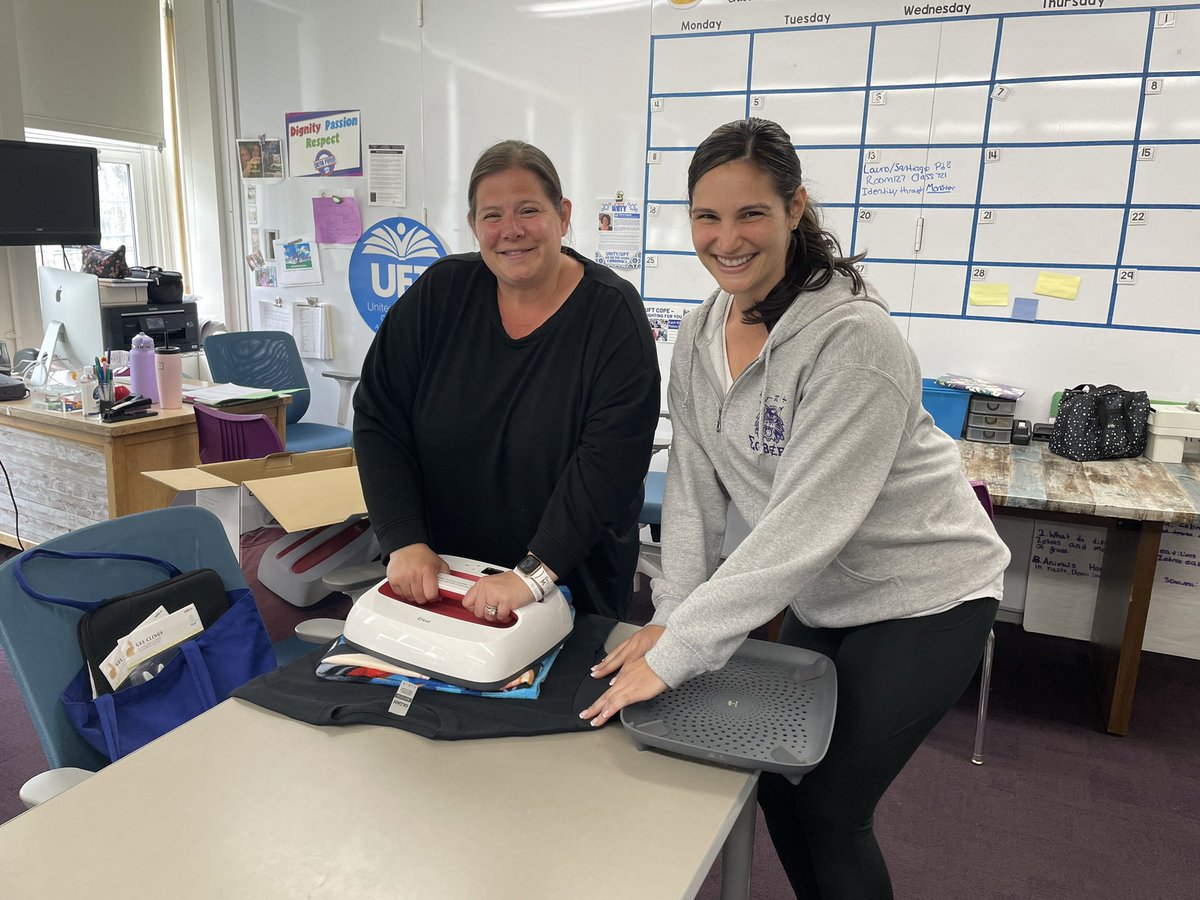 MathMrsGleason's tweet photo. @egbertwildcats ELA department crafting with @cricut to create t-shirts for our first annual poetry slam! @JillPassantino https://t.co/DdeziMc3py