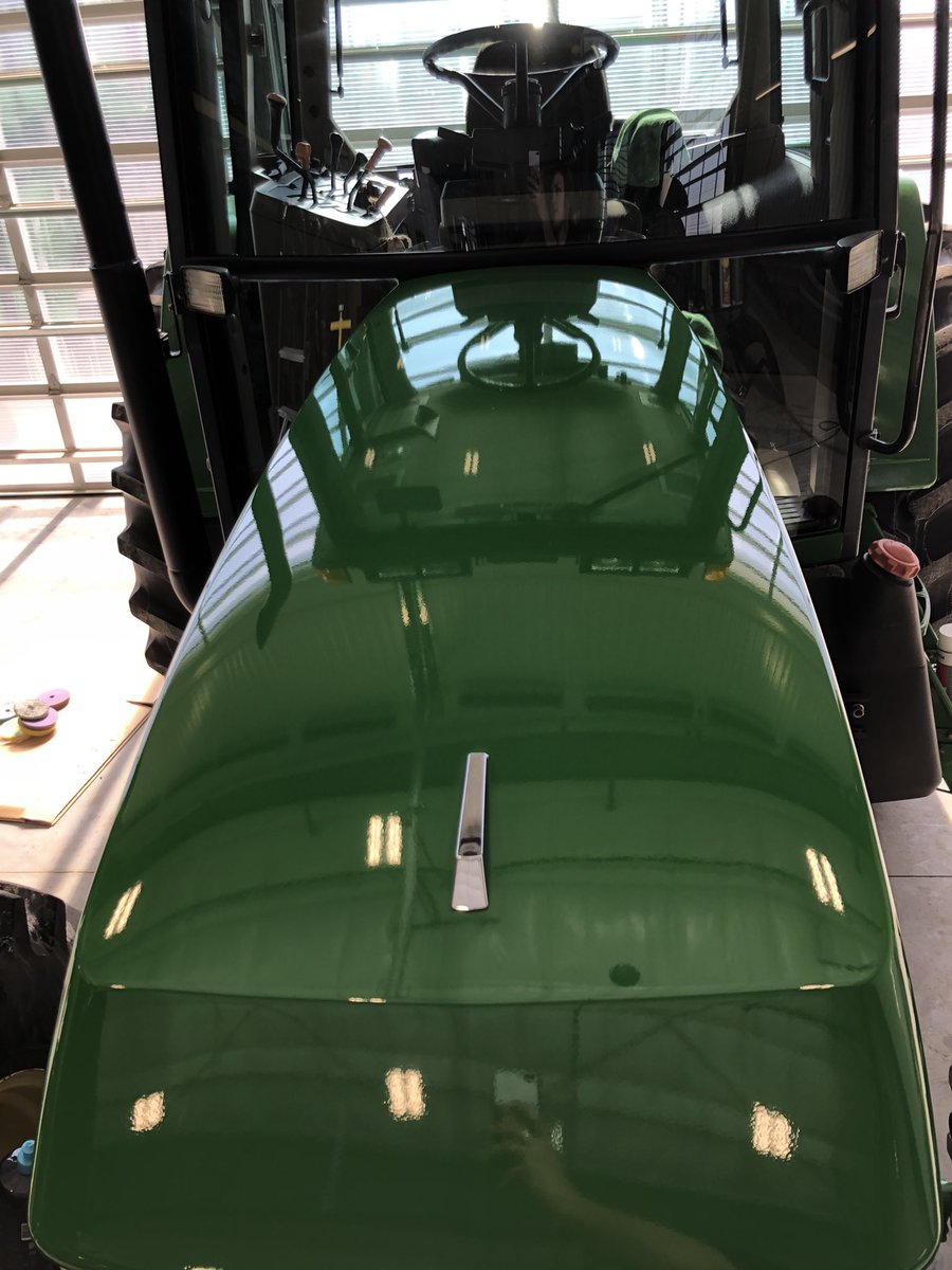 PDetailteam's tweet photo. Another day in listowel, cleaning up a beautiful 7410 and an R4038. More photos to come! #detailing #johndeere #feynlab #3Ddetailing https://t.co/nru7iKiO2P