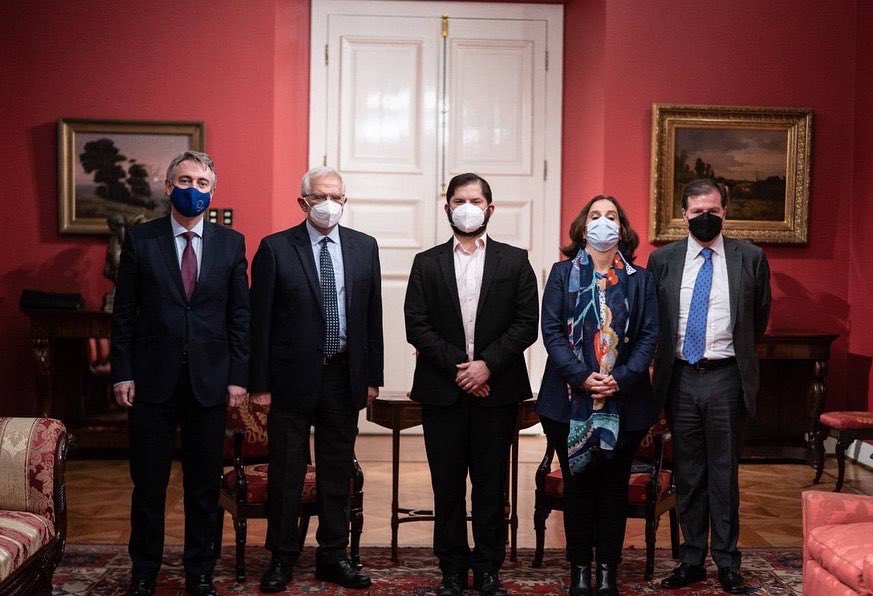 🌱 El día de ayer, nuestro Presidente <a href="/gabrielboric/">Gabriel Boric Font</a> se reunió con Josep Borrell Fontelles, representante de la Unión Europea para hablar y trabajar en conjunto por la modernización del Acuerdo de Asociación entre Chile y la Unión Europea 🇨🇱🇪🇺