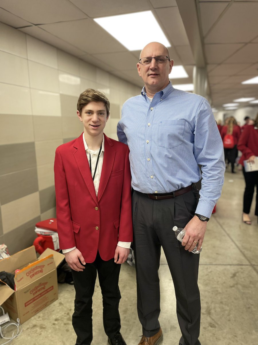 jennrettig's tweet photo. Mrs. Vining brought some amazing judges today. @RossMiddleRAMS #OhioFCCLA #ohioSLC2022 https://t.co/X0qwh8Eo1a