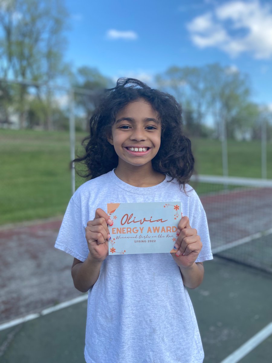 WinnwoodGOTR's tweet photo. Olivia and Bella bringing the heat as this week’s energy award winners! They have been pushing themselves and their teammates to grow and get better every day. 5K here we come!!!! https://t.co/GuDRR8COPA