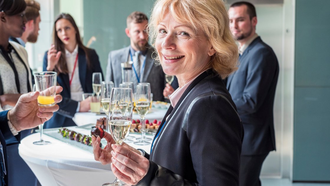 WorkSafetyQld's tweet photo. Alcohol use in the workplace is a topic that many business owners don’t think about until it’s too late. Read more here: https://t.co/Gwk1hwwVAn  #businessowners #drinking #workplace #alcoholuse #intheworkplace https://t.co/3UgyieTQbE