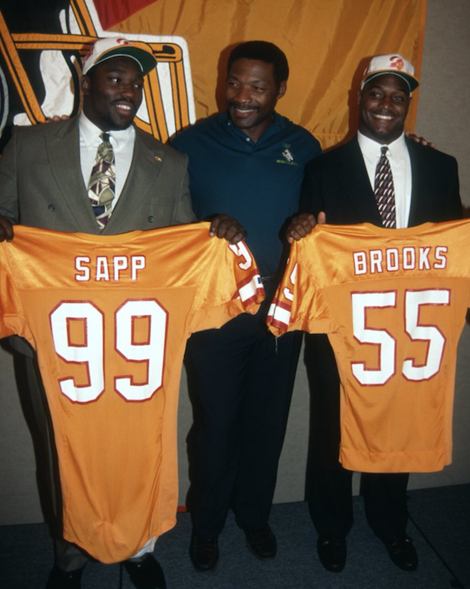 DBrooks55's tweet photo. Draft Day 1995… Look at us now @WarrenSapp @Buccaneers https://t.co/kqAu3iIpYN