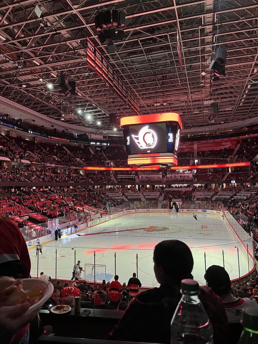 pcdockrill's tweet photo. @cocacola_ca Thank you for the box seats!!!@CdnTireCtr https://t.co/WpR3lIVqTJ