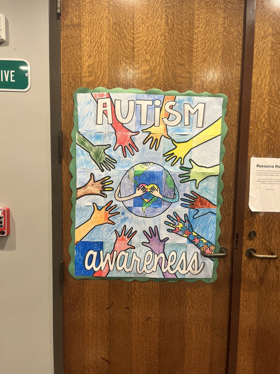 TMSACharlotte's tweet photo. QCSS EC Team showed up tonight for our Autism Awareness Parent Night! Loads of info provided on expanding possibilities and vision forall of our children. #LionStrong https://t.co/BktCldl0x7