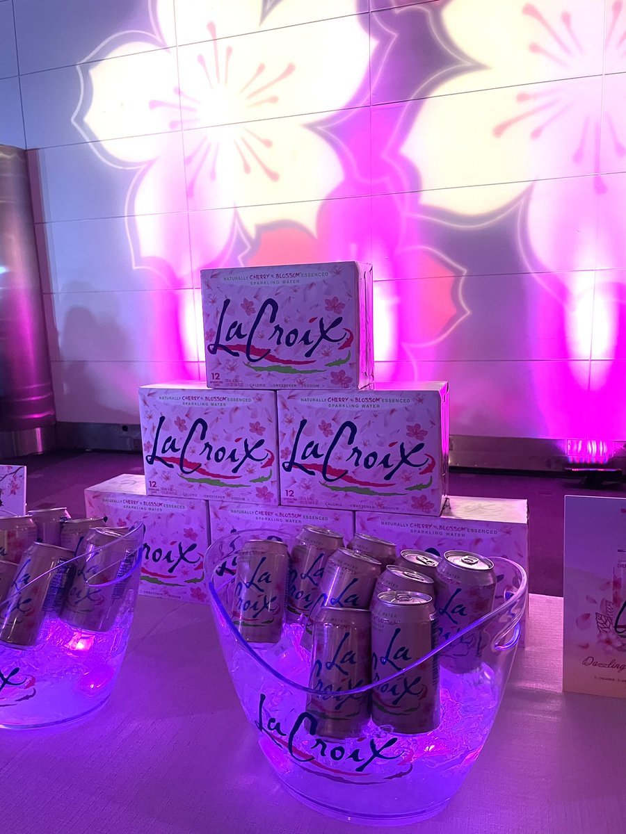 CherryBlossFest's tweet photo. Just another taste of spring at #PinkTieDinnerParty @ReaganITCDC with the new @lacroixwater  #CherryBlossom flavor! 🌸

#RediscoverSpring https://t.co/WkpIuTk0iZ