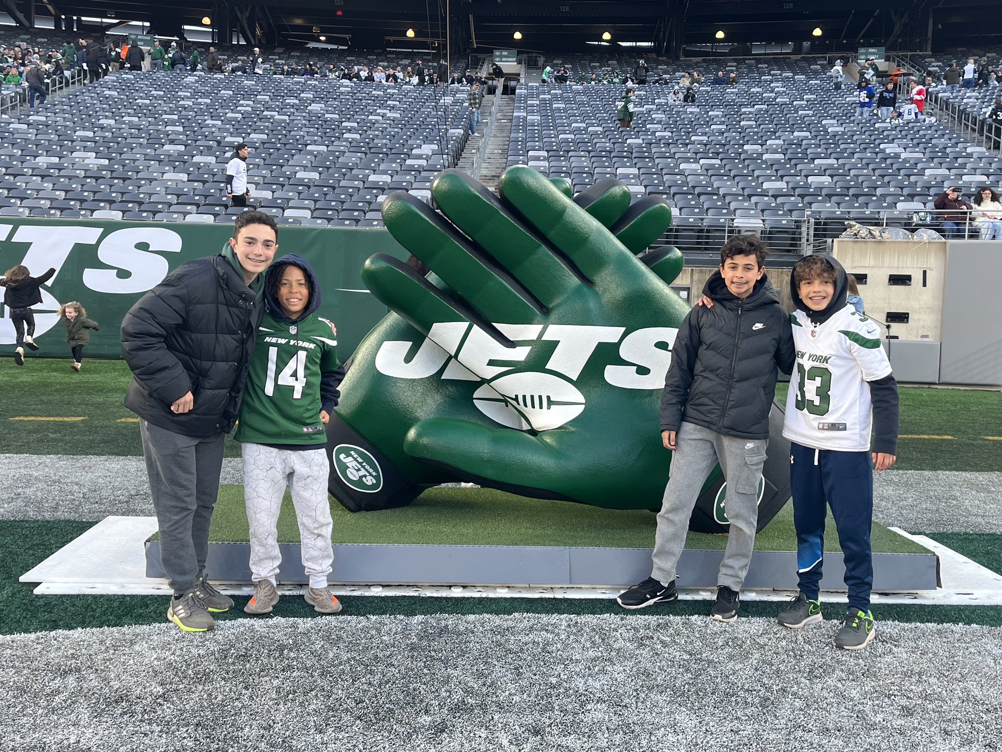 MetLife Stadium on Twitter "Draft party fun for nyjets and Giants