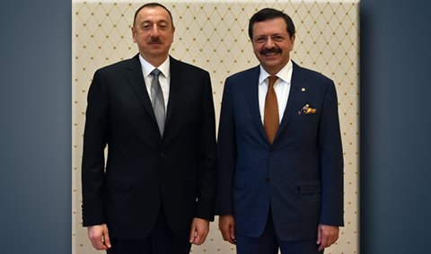 sandiklitb's tweet photo. #Azerbaycan Cumhurbaşkanı İlham Aliyev tarafından ülkenin ekonomik kalkınmasına katkısı ve girişimcilik alanındaki çalışmalarından dolayı ‘Dostluk Nişanı’ ile ödüllendirilen TOBB Başkanımız Sn.@RHisarciklioglu
'nu tebrik ediyor, başarılarının devamını diliyoruz.🇹🇷🇦🇿 https://t.co/pEVExjfarr