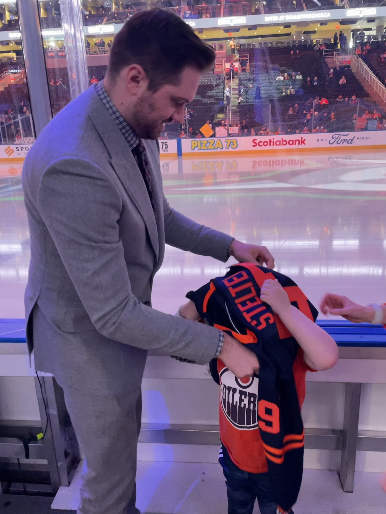 Mike Stelter on X: Ben Stelter 22 Jerseys are now available at  @IceDistrictAuth Our hearts are still broken but the amount of love for Ben  in #OilCountry has been unbelievable. It blows