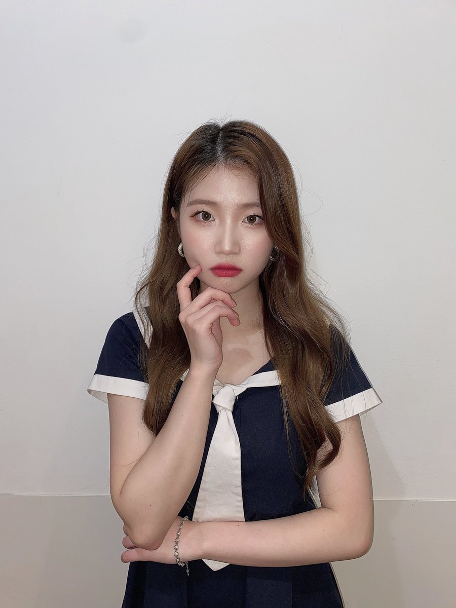 MINSEOFOLDER's tweet photo. #민서 #MINSEO #SATURDAY #세러데이 @saturday718 https://t.co/E0terdrez0