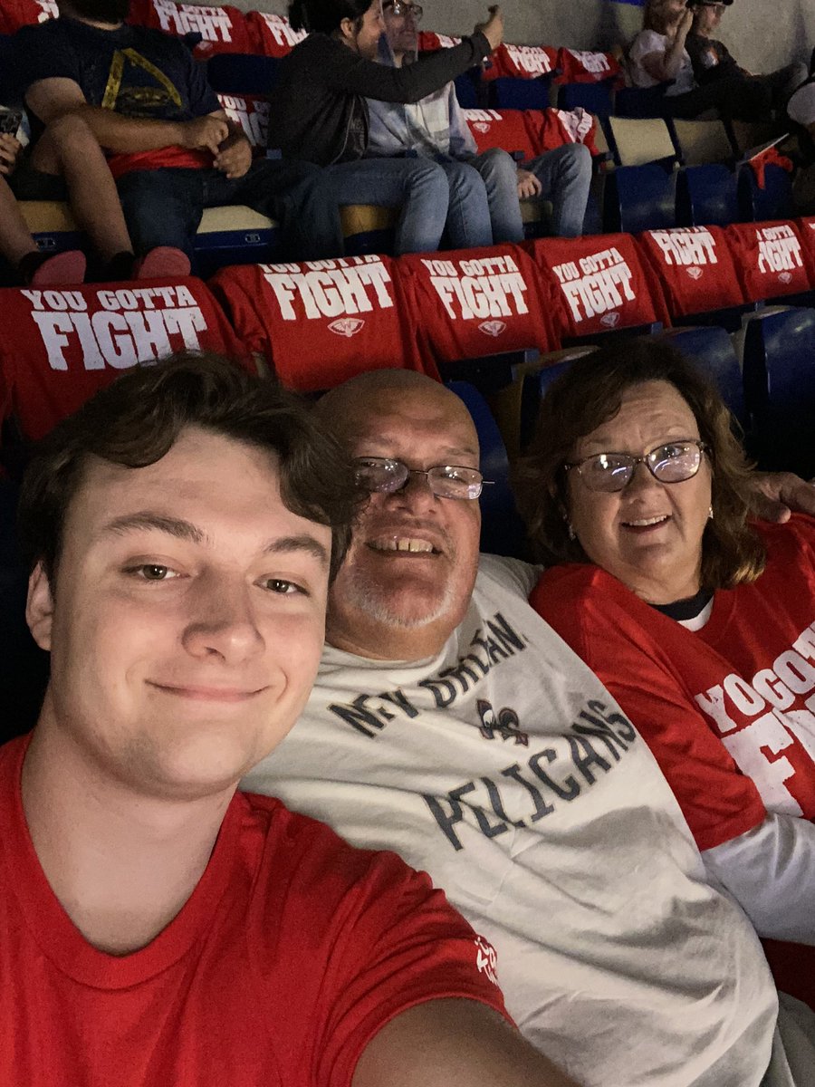 JonevaB's tweet photo. #pelicansgameday https://t.co/aT4jvX0RHl