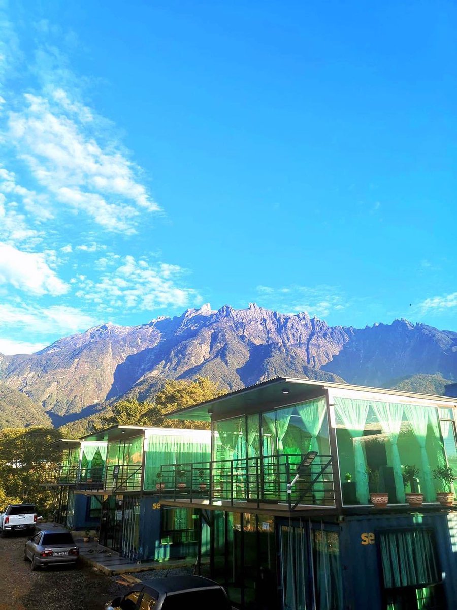 Cuti2KakiTravel's tweet photo. Cantiknya.. homestay dgn pemandangan gunung kinabalu.. terbaru di Kundasang gais!
📍THE CLOVER, MESILAU (Jalan Golf Course) https://t.co/78i9wdoLwa