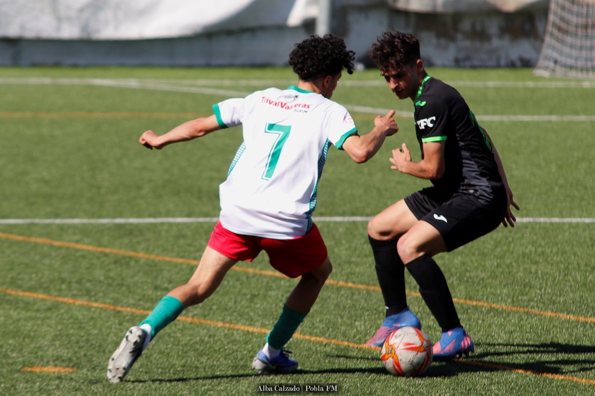 _albacg's tweet photo. El @CanteraPepinera venció al @EscuelaTrival el domingo y podéis ver las imágenes en @poblafm: https://t.co/Ej7hpKb2vu https://t.co/yhGGjDUjlC