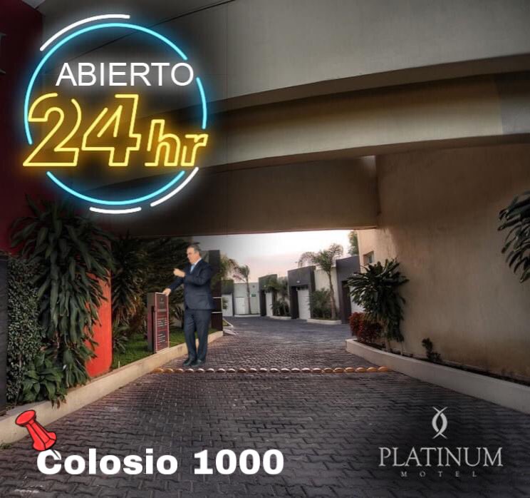 1049Radio's tweet photo. Dicen que se destapó esta mañana muy prudentemente, pues nosotros solo vemos que sale muy temprano y nos consta que se destapa muy pero muy tempranito.
#ElPatro de #1049Radio #LaCloacaNocturna https://t.co/eF74D863aw