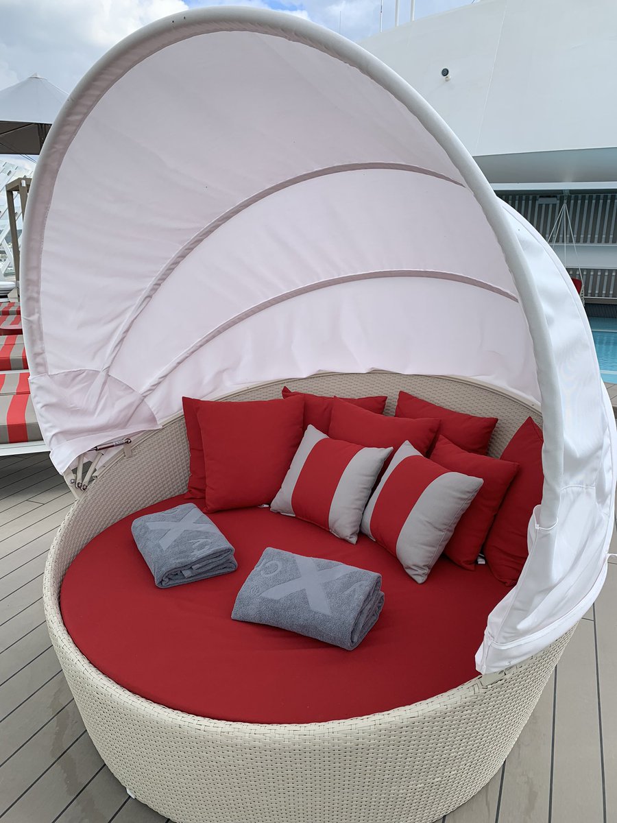 TCsarahbolton's tweet photo. The stunning Retreat area (definitely worth upgrading to a suite to get this benefit!) on @CelebrityUK #CelebrityBeyond #BugNaked #CaptainKate @MccueCaptain #celebritylovesagents #CLIAMaster #CruiseExpert #CruiseAgent #EdgeClass #JourneyWonderFULL @life_at_tc https://t.co/v768OzBjY2