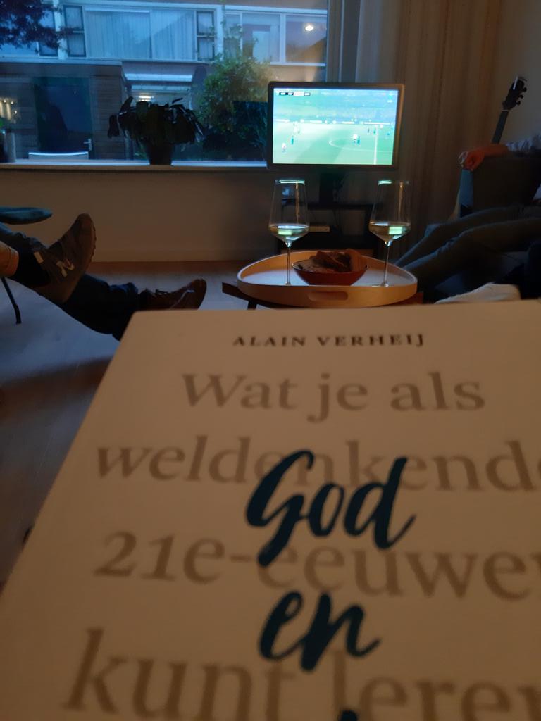 Ave Luth tweet media