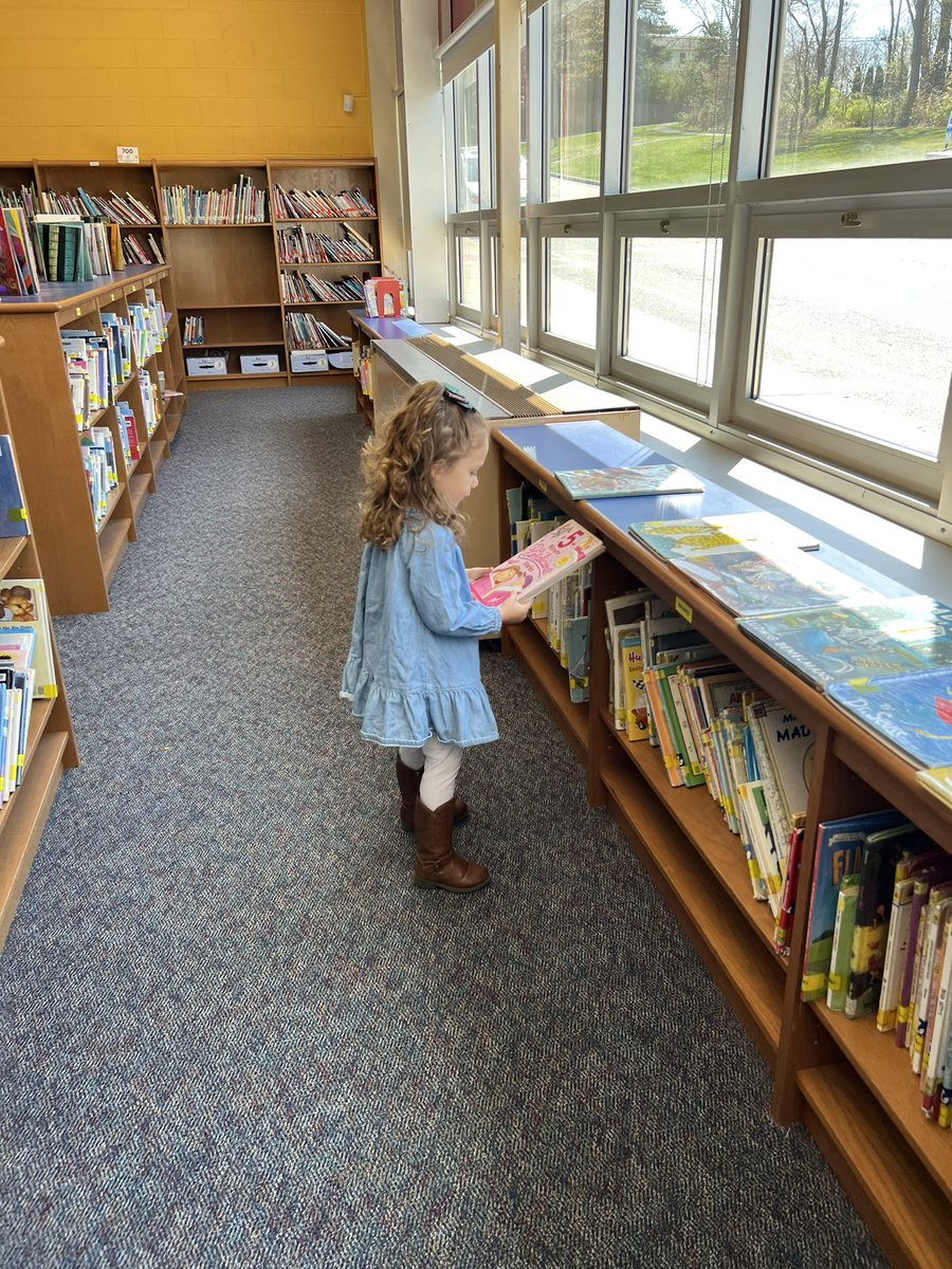 Thank you <a href="/McCuskerLibrary/">Grace McCusker</a> for giving my such a wonderful experience in the <a href="/fernbrooknj/">Fernbrook Elementary</a> library 📚