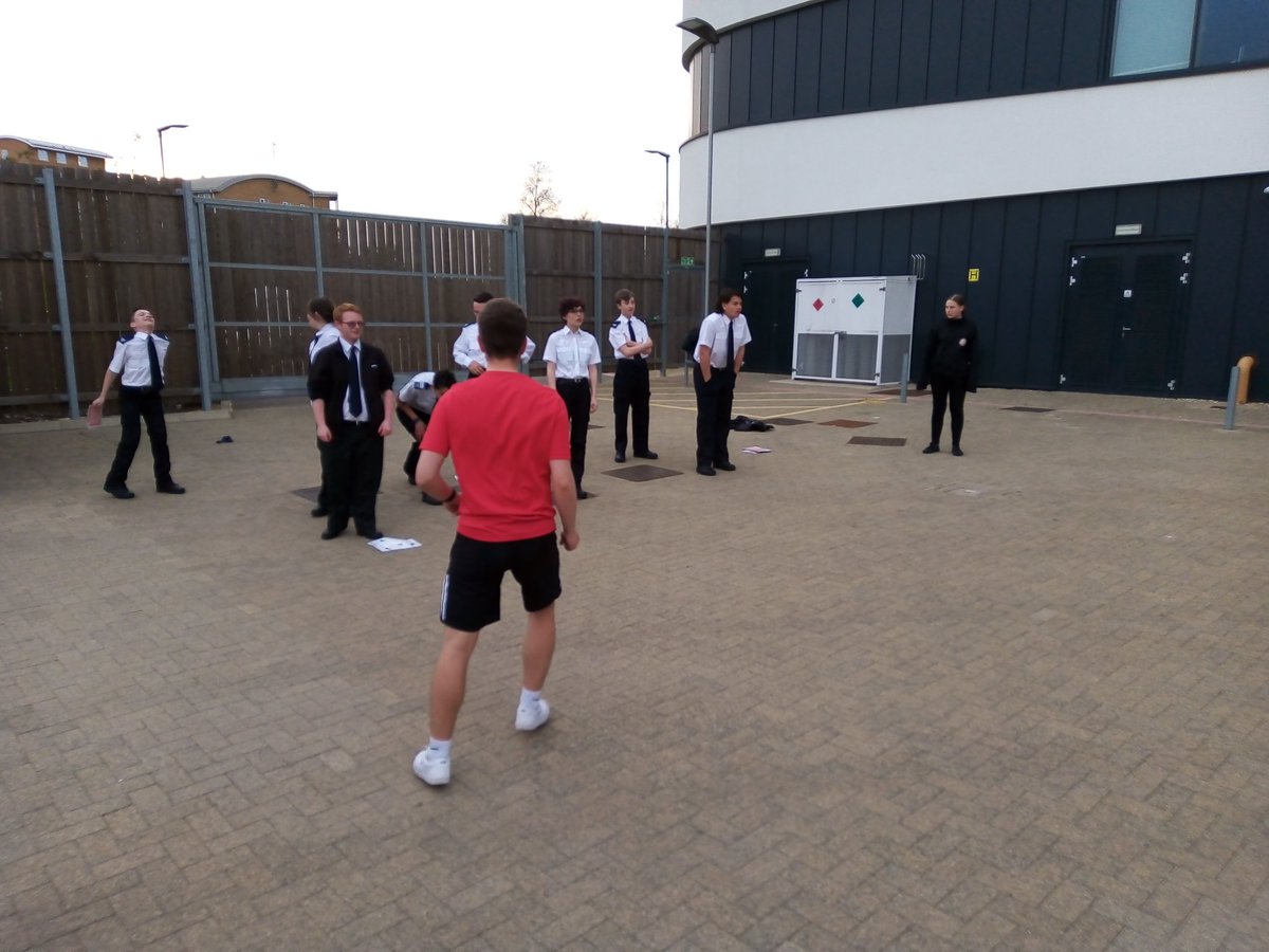 Stv330's tweet photo. Fabulously engaging session tonight for Northampton @ESCadets delivered by @MoultonCollege Public Services Lecturers.  Loads of information about the course and some fun communication and teamwork games.
@McguinnessStaff @annmarielawson1 @CIJulesMead https://t.co/qv8vQxs99w