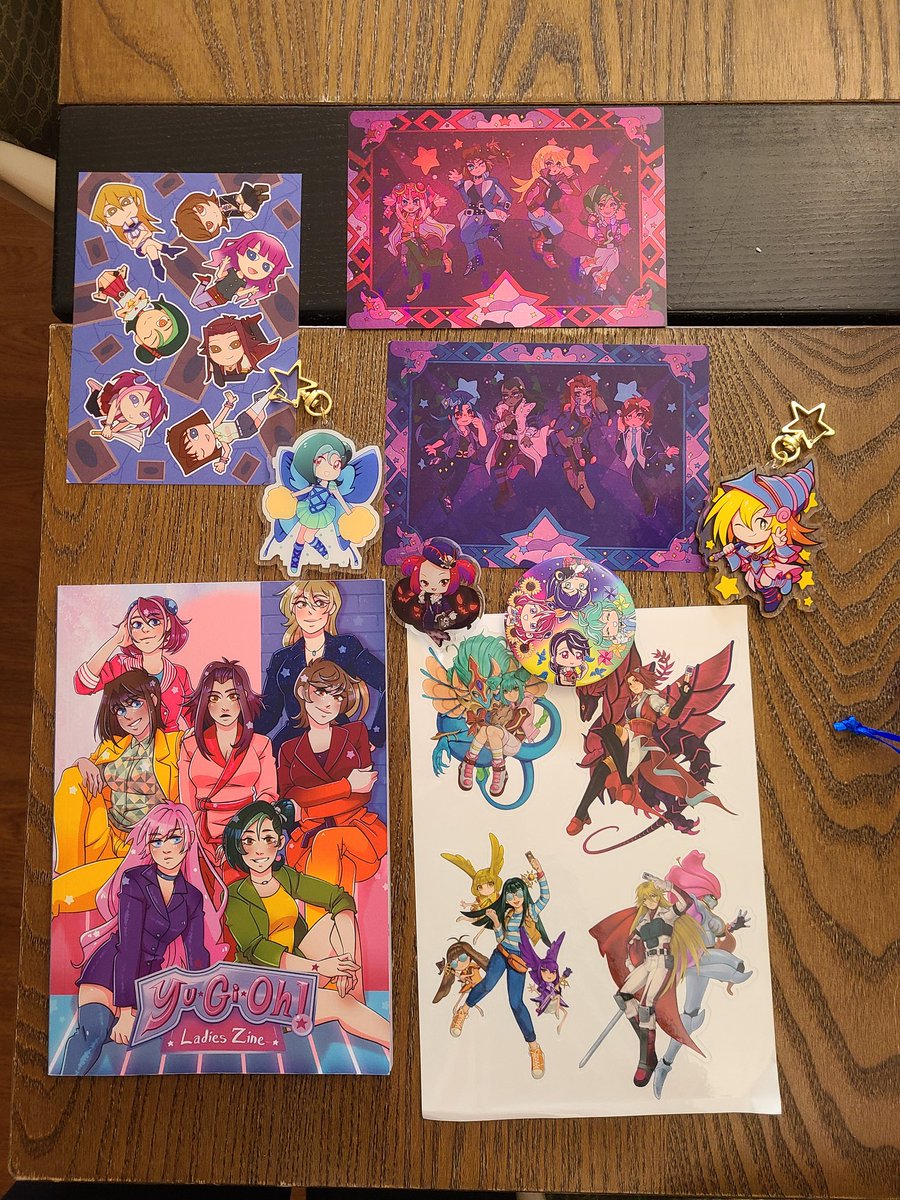 BoredBunnii's tweet photo. @YGOLadies So happy I was able to be part of this awesome project! They are doing left over sales and if you have a chance get the zine and the really cute prints! My favorite are the prints made by my friend @ayabit_ ! Love the colour! https://t.co/HsUdzUIfYa