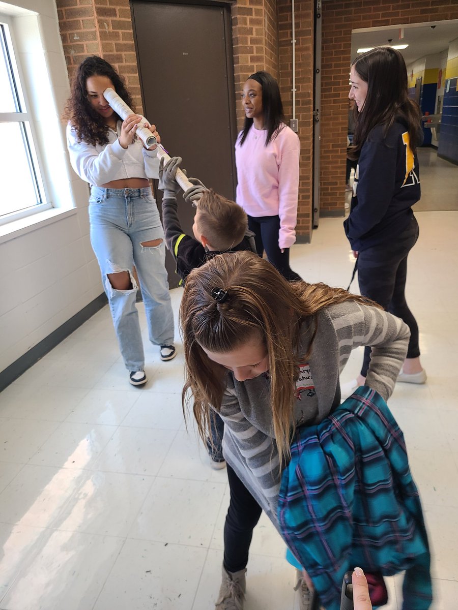 Leadership Seminar - Mrs. Paturzo tweet media