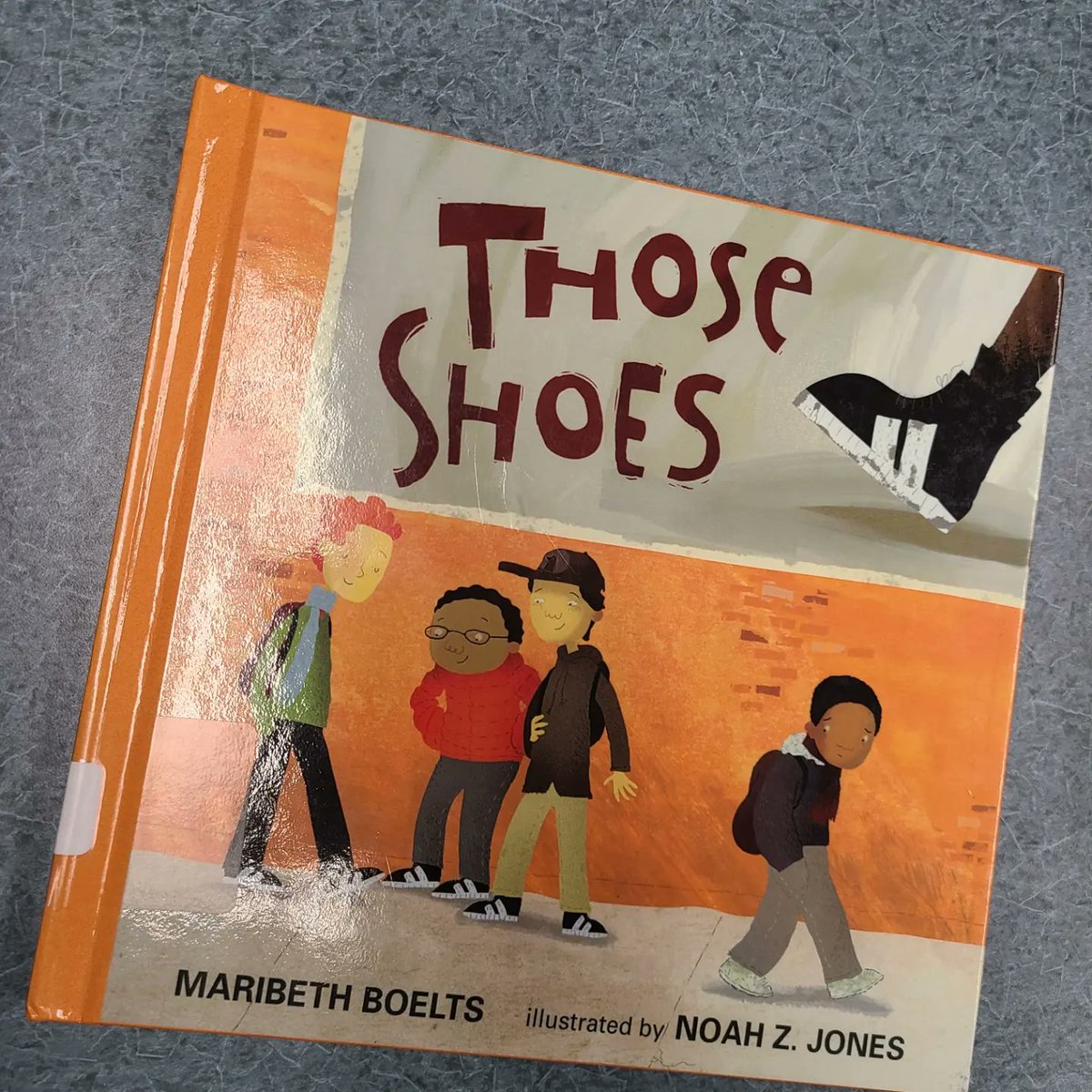 knsmediacenter's tweet photo. Those Shoes with 3rd grade 👟👟 https://t.co/hQ6zEDVmkO