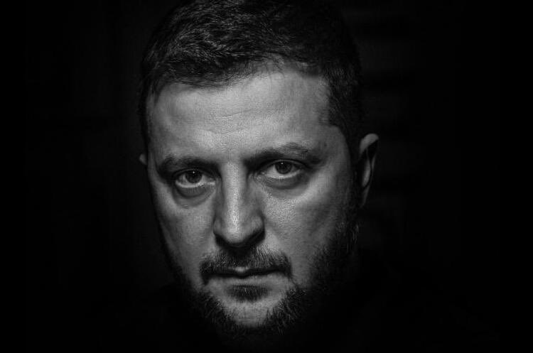 In Zelensky we trust 🇺🇦✊🏻 God bless Ukraine 

The House adopted H. Res. 1065
the rule for S. 3522 - Ukraine
Democracy Defense Lend-Lease Act
of 2022 by a vote of 220-205.
