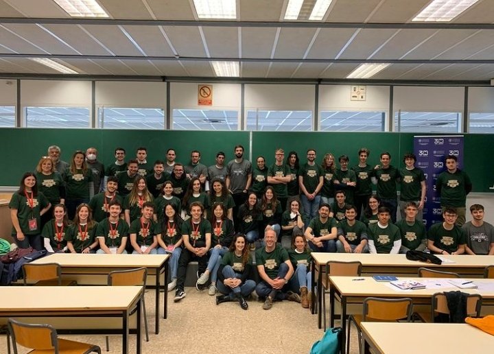 eKademy_eu's tweet photo. ¡Primer día del #upvchallenge completado! 😁
Mañana es el gran día... ¡¡Tendremos que presentar el proyecto delante del jurado!! ✌️
Todo esto de la mano de @IDEASUPV ;) https://t.co/pKC1XEyRP0