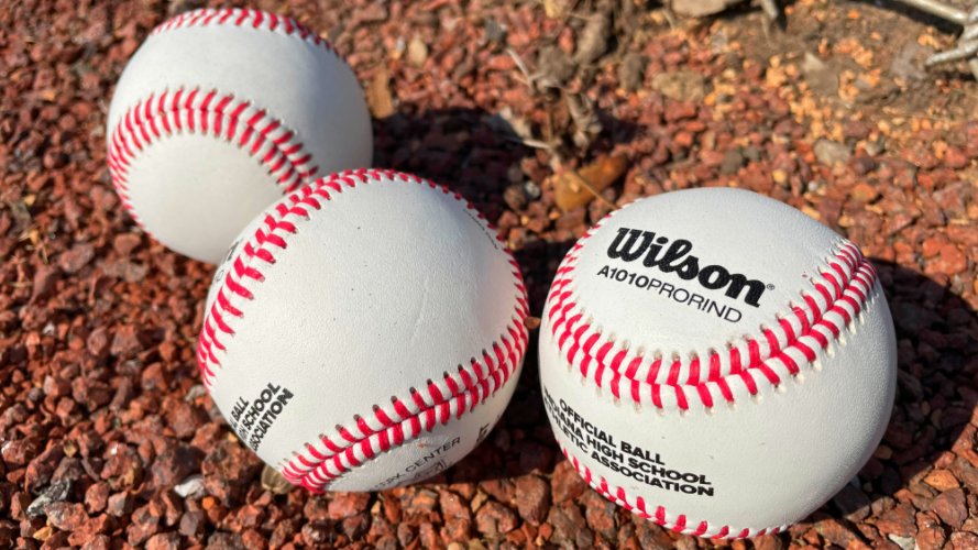 DC Honor Roll

Muncie Central gets 4 RBI's from Cooper Durbin, Chase Baugh chips in 2 RBI's as the Bearcats whitewash Muncie Burris.
