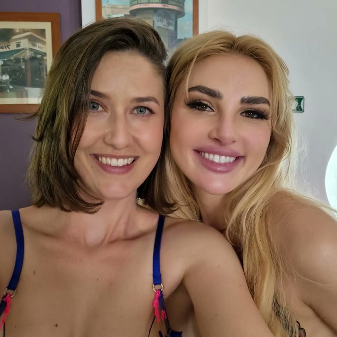 Spending my day with the beautiful @misskenzieanne 🥰 soooo sweet 🥰 https://t.co/dR2ndvGbhG<a class="tags" href="/tag/misskenzieanne">@misskenzieanne</a>