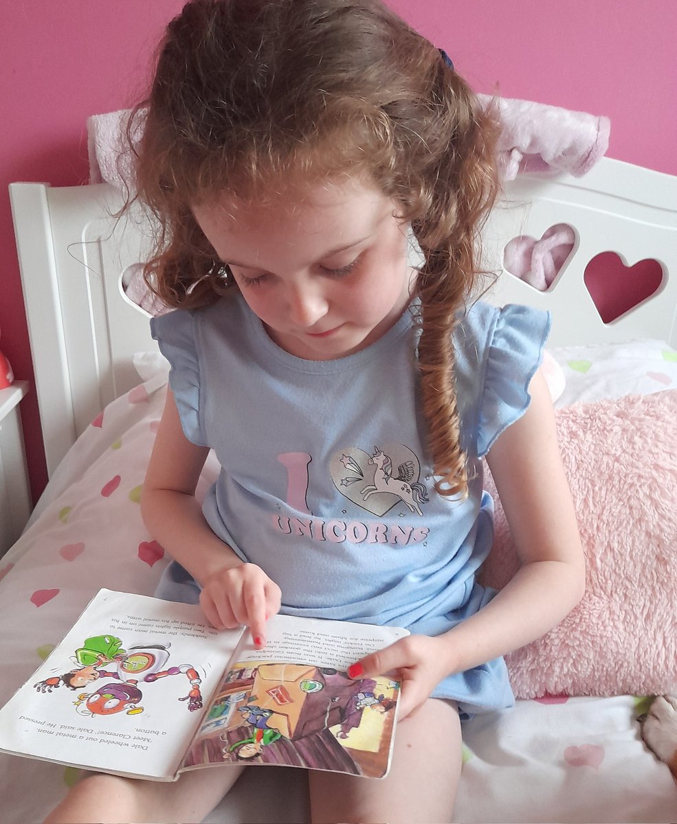 lizziesummer123's tweet photo. Millie has been reading lots this week and wanted me to share as she hopes it goes towards unicorns reading score this week.  She has also been working hard on her maths and lots of exercise with her furry friends 🐕🐶 @MissMossYear1 @SwingatePrimary https://t.co/zygaFmsgl9