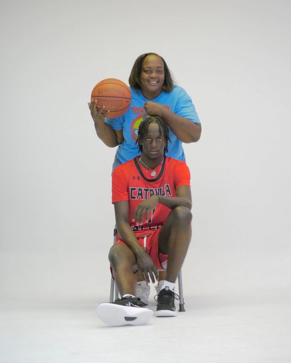 Ain’t no up next, I’m the One😵‍💫🎸 
#officialvisit #redhawks #lockedin #Committed