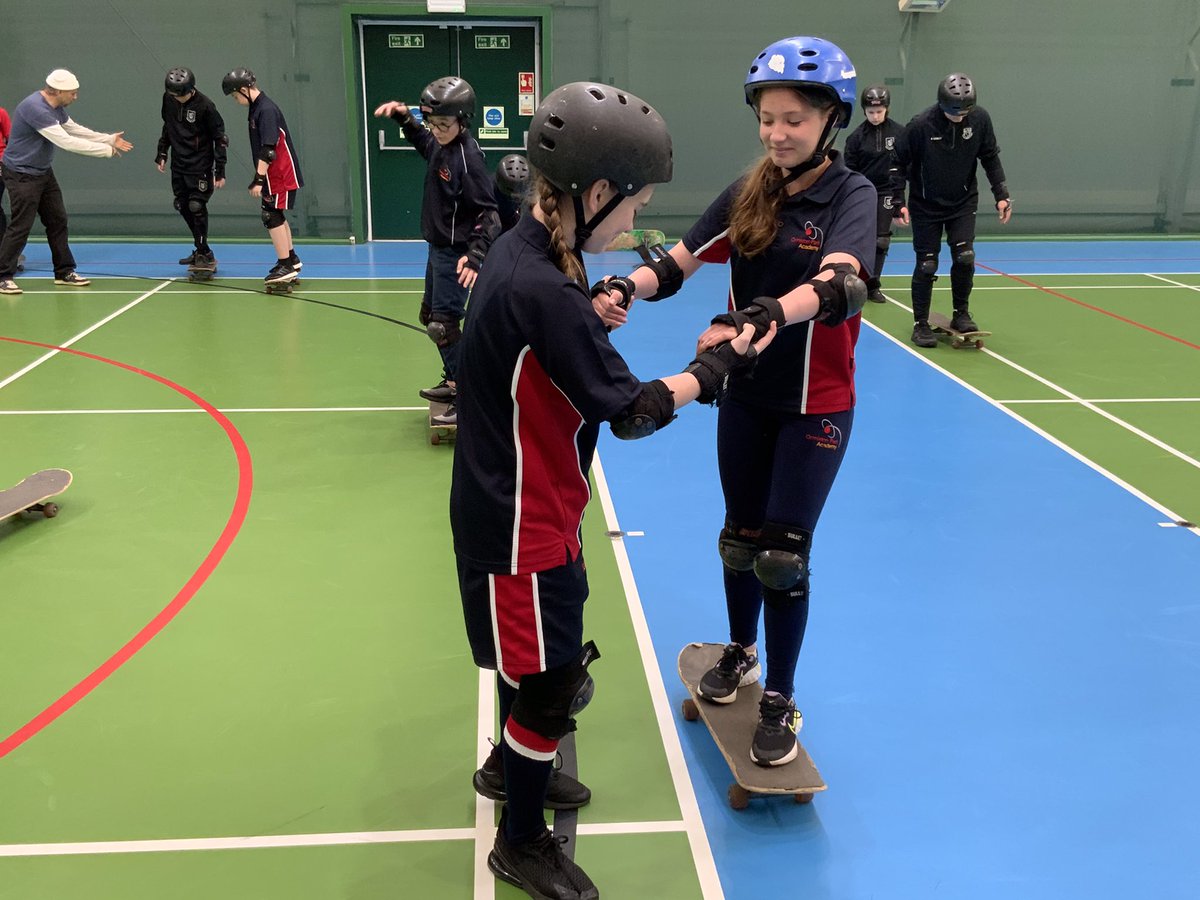 ormistonpark's tweet photo. @ThurrockSSP @OHAupdates @wes_pe @OrtuHassenbrook @graysconventpe @theHARIacademy @thames_park https://t.co/ZzRAqFeohP