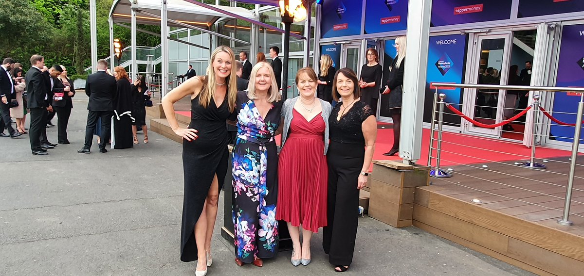 CredoFinance's tweet photo. Credo ladies @FinanceAwards #BMFAwards 💃💃💃💃 https://t.co/9RytuMKEk4