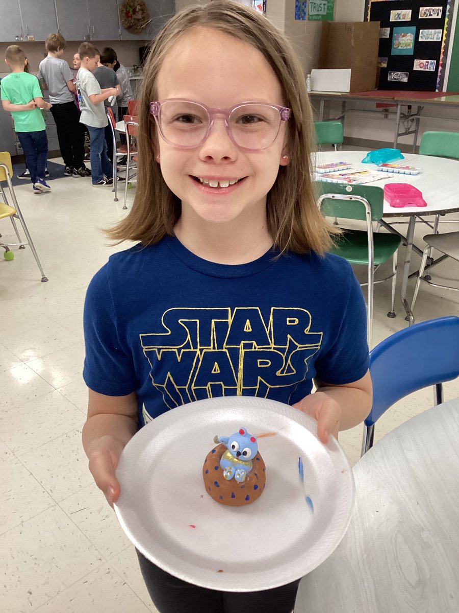 MrsKrinn's tweet photo. Painting our clay projects has been a huge hit in art these last two weeks. #BHESart https://t.co/a7ZLkXtOuq