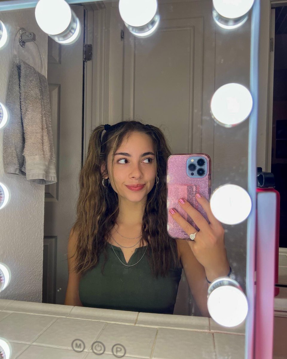 kept my hair in braids for two days to look like a frizzy poodle 🐩🤧