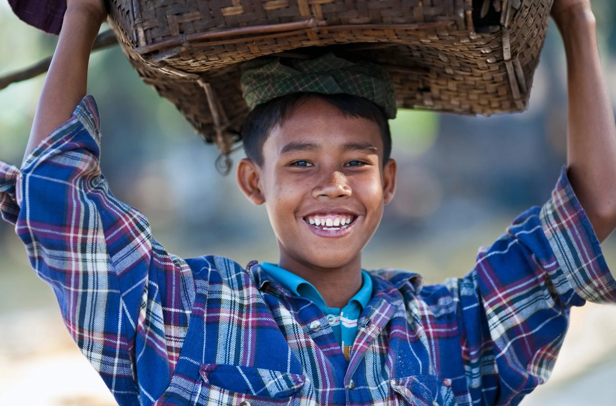 The draft global strategy on #oralhealth relevant to the #WHA75 agenda item 14.1 on the ‘Follow-up to the political declaration of the third high-level meeting of the GA on the prevention &amp; control of #NCD’ is now available in the 6 UN languages here:  apps.who.int/gb/e/e_wha75.h…