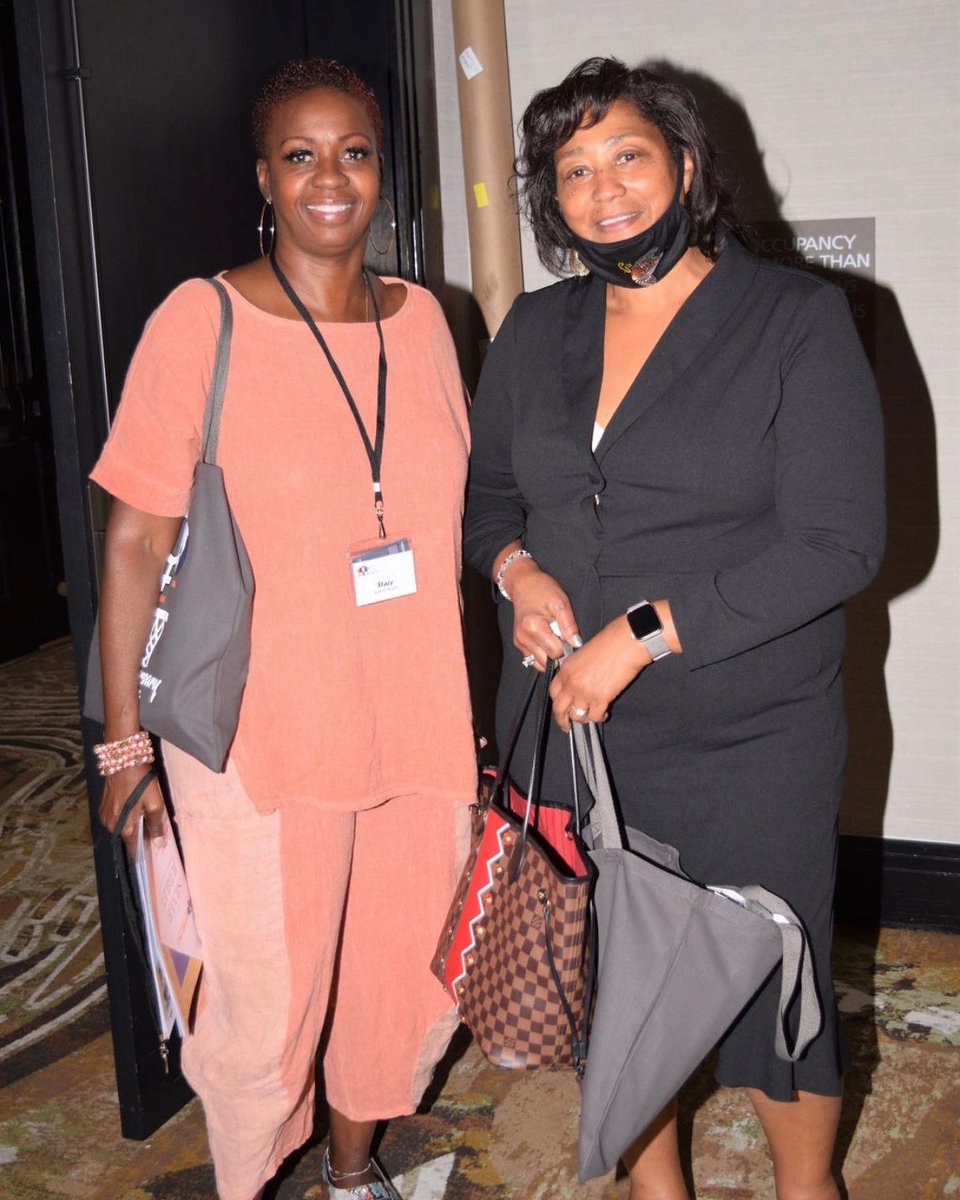 MPBP16's tweet photo. #TBT To our National Convention in Dallas, celebrating 25 of MPBP!  September 2021. https://t.co/qNzN70JDnY