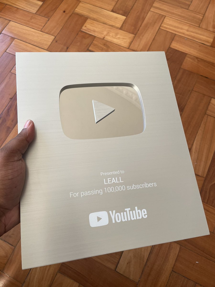 yungLEALL's tweet photo. Eu quero tudo, eu posso tudo!

100mil vezes 🙏🏾😭🙇🏾‍♂️ https://t.co/TFSKHvd1oH