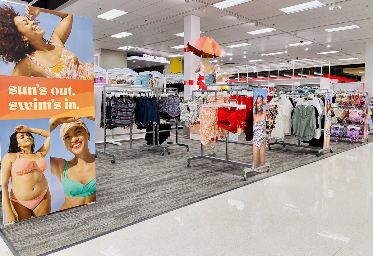 ChadFeltrin's tweet photo. Loving the new swim set at #T2079! Work it out ladies!! Thank you DBO Sylvia, you are amazing to work with! @K2Virgilio @SSL2079 @nikki_j1981 @tonypena https://t.co/WWNbFIwMbx
