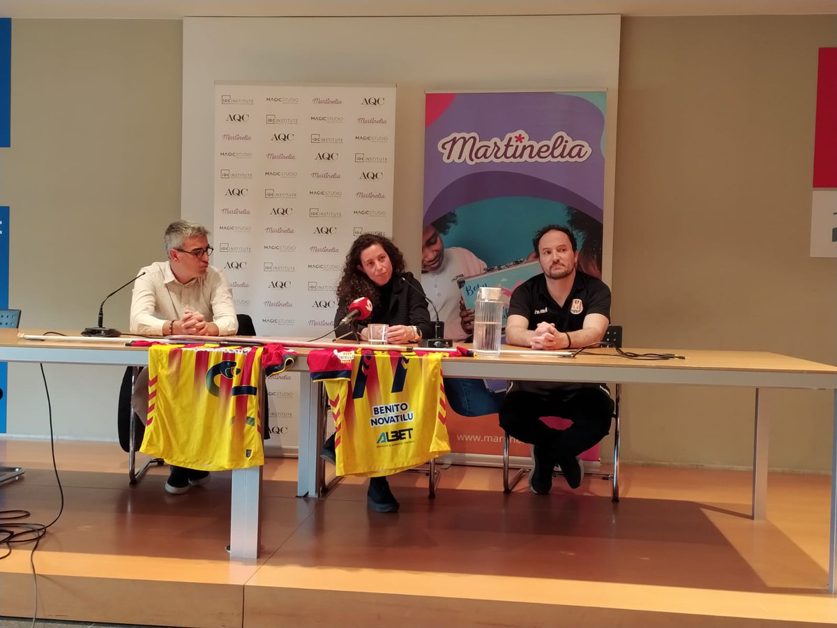 Avui la <a href="/mariapeke5/">Maria Diez Busqué</a> ha anunciat que penjarà els patins. Si jugués a futbol, podríem estar parlant d'<a href="/alexiaputellas/">Alexia Putellas</a>, si jugués a bàsquet, el seu nom podria ser Laia Palau. La millor golejadora de la història i segurament la millor referent d'hoquei femení español de sempre.