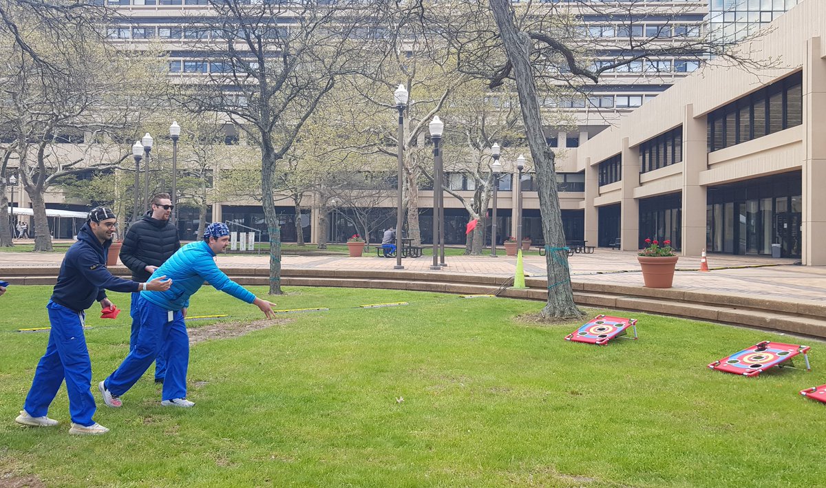 rutgers_dental's tweet photo. We officially welcomed spring at our annual RSDM Spring Fest. 🌷🌼🌸
#rsdmspringfest
#springfest
#RSDM
#rutgers
#rutgersnewark https://t.co/FwAxA9YrNN