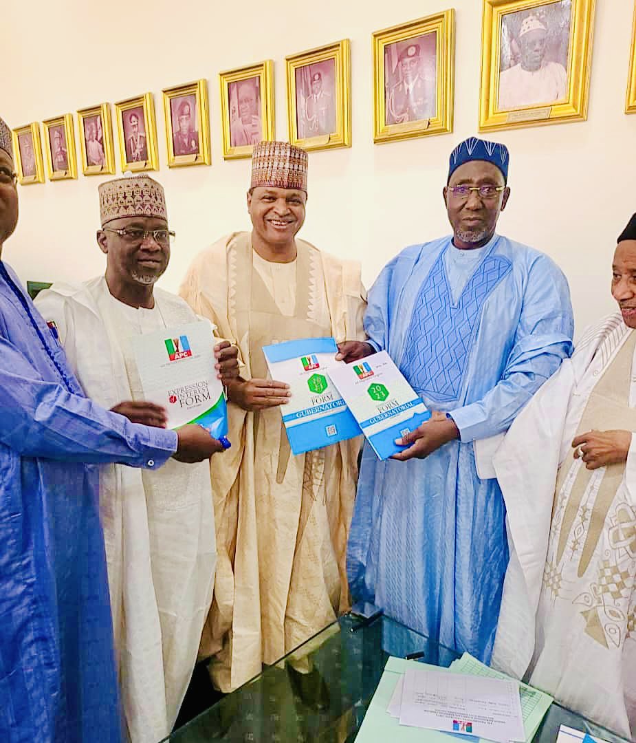 AirMarshalsadiq's tweet photo. Earlier Today, our candidate, Air Marshal Sadiq Baba Abubakar (rtd) obtained his expression of Interest and nomination form to run for the Office of the Governor of Bauchi state in the forthcoming 2023 general elections. https://t.co/vArw6QYuRL