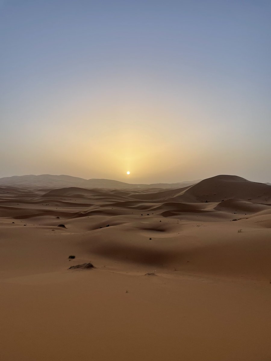 Cette nuit j’ai dormi dans le #Sahara gros gros kiff ! Inoubliable même ! Et vous ?