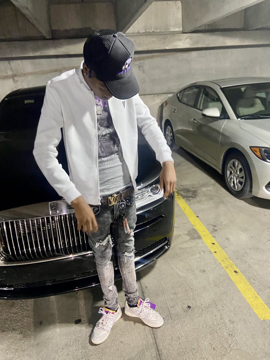 CeoAlo's tweet photo. They All On my Grind🔩…. Watching My Moves I Barely Come Out & POP IT💰
#TheFlyway
#fashitsho
#mrthinkitaintonme https://t.co/ECm31799iH