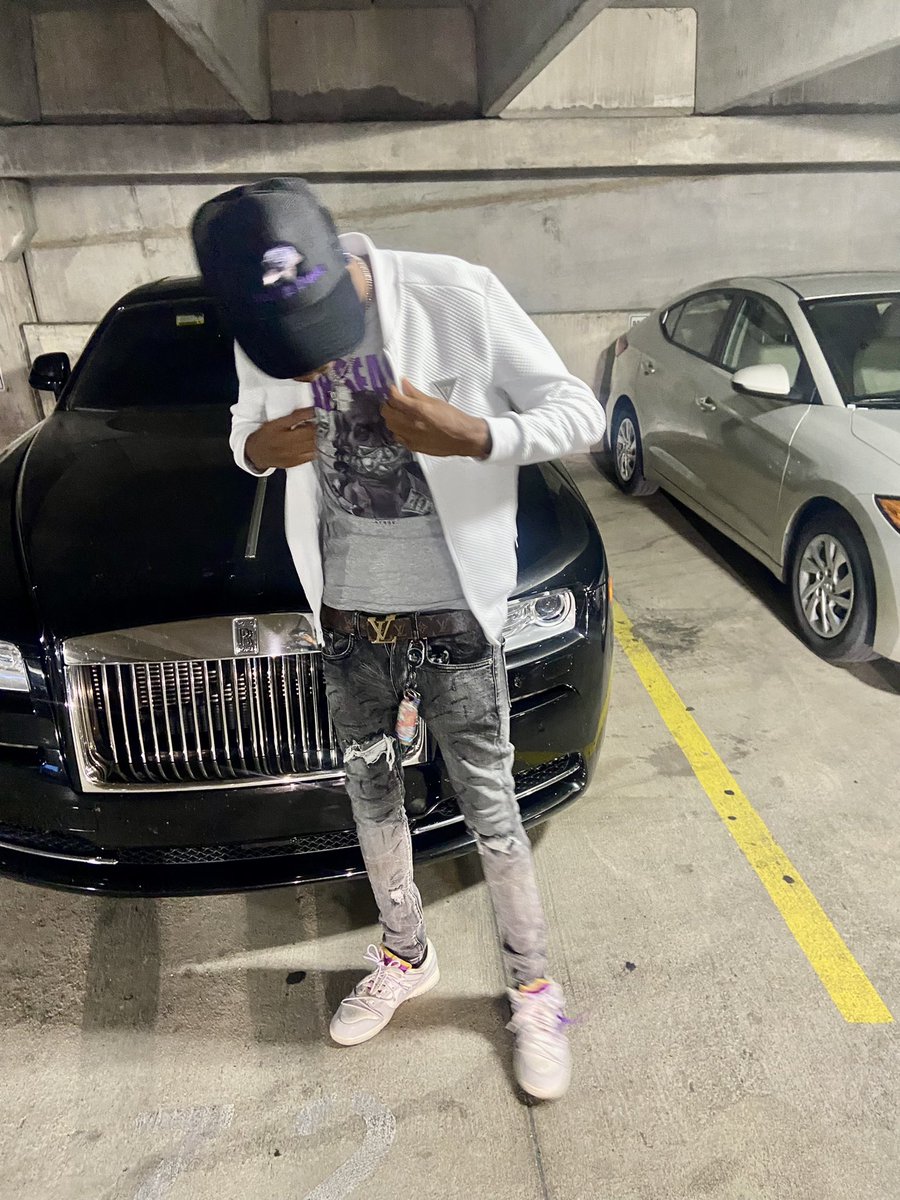 CeoAlo's tweet photo. They All On my Grind🔩…. Watching My Moves I Barely Come Out & POP IT💰
#TheFlyway
#fashitsho
#mrthinkitaintonme https://t.co/ECm31799iH