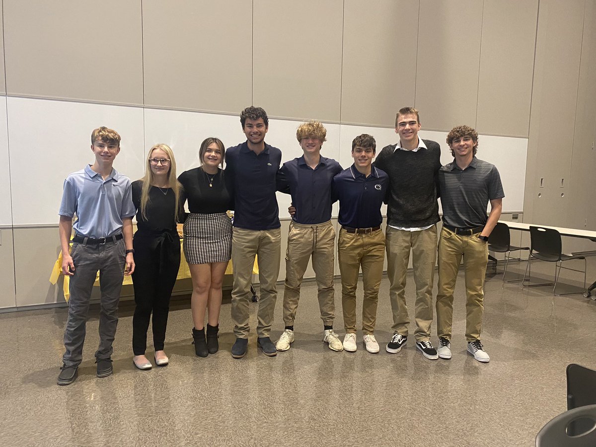 MrsKostella's tweet photo. The National Business Honor Society students lead their first service project on their own…Senior Exit Interviews. Well done President Adam Weidmann &amp; Treasurer TJ Bucy. Thank you to the interviewer volunteers Darlene Kruth,Lisa Hurley,&amp; Susan Dunsey. @wjhsd #wertj @TJHSJaguars https://t.co/KHcYyjbkat