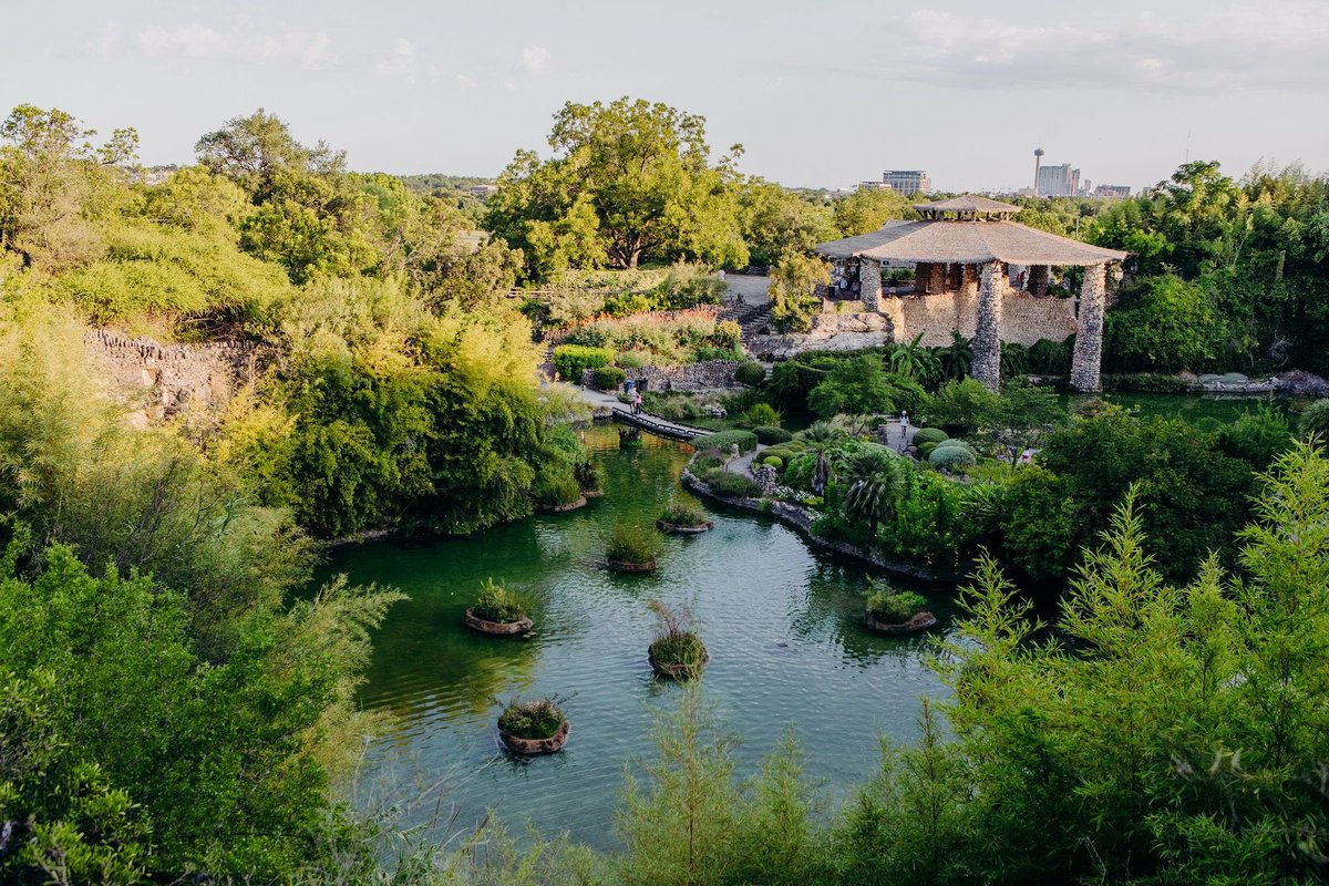 SAParksandRec's tweet photo. The San Antonio Parks Foundation is proud to announce the 3rd Annual Outside For All event, a FREE outdoor celebration of the diverse outdoor recreation and green space opportunities in our community! 

#SAParksAndRec #OutsideForAll #SanAntonio #Parks #ExploreTheFun #GreenSpaces https://t.co/Ew395w3937