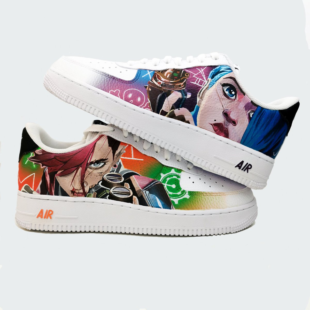 Petit_kookie's tweet photo. Salut ! Je fais de la customisation de chaussures depuis maintenant plus d'un an, je vous laisse un aperçu de mes dernières réalisations !
#SupportArtists https://t.co/iBlJnI37Xm